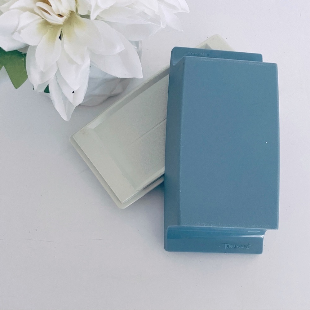 Tupperware Vintage rectangular Blue and white Butter Dish Retro with lid